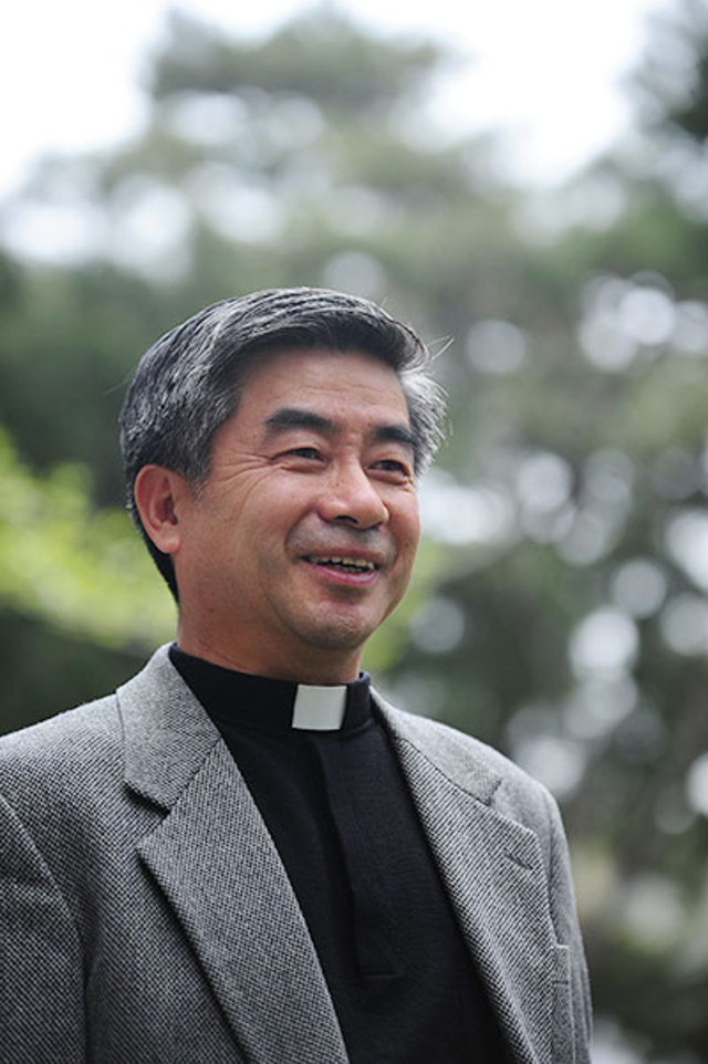 홍성남 신부님 사진